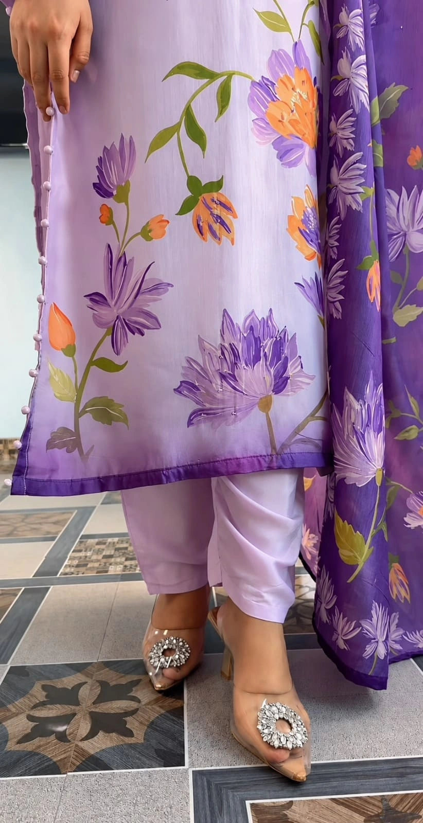 Elegant Lavender Floral Printed Kurta Pant Set for Women